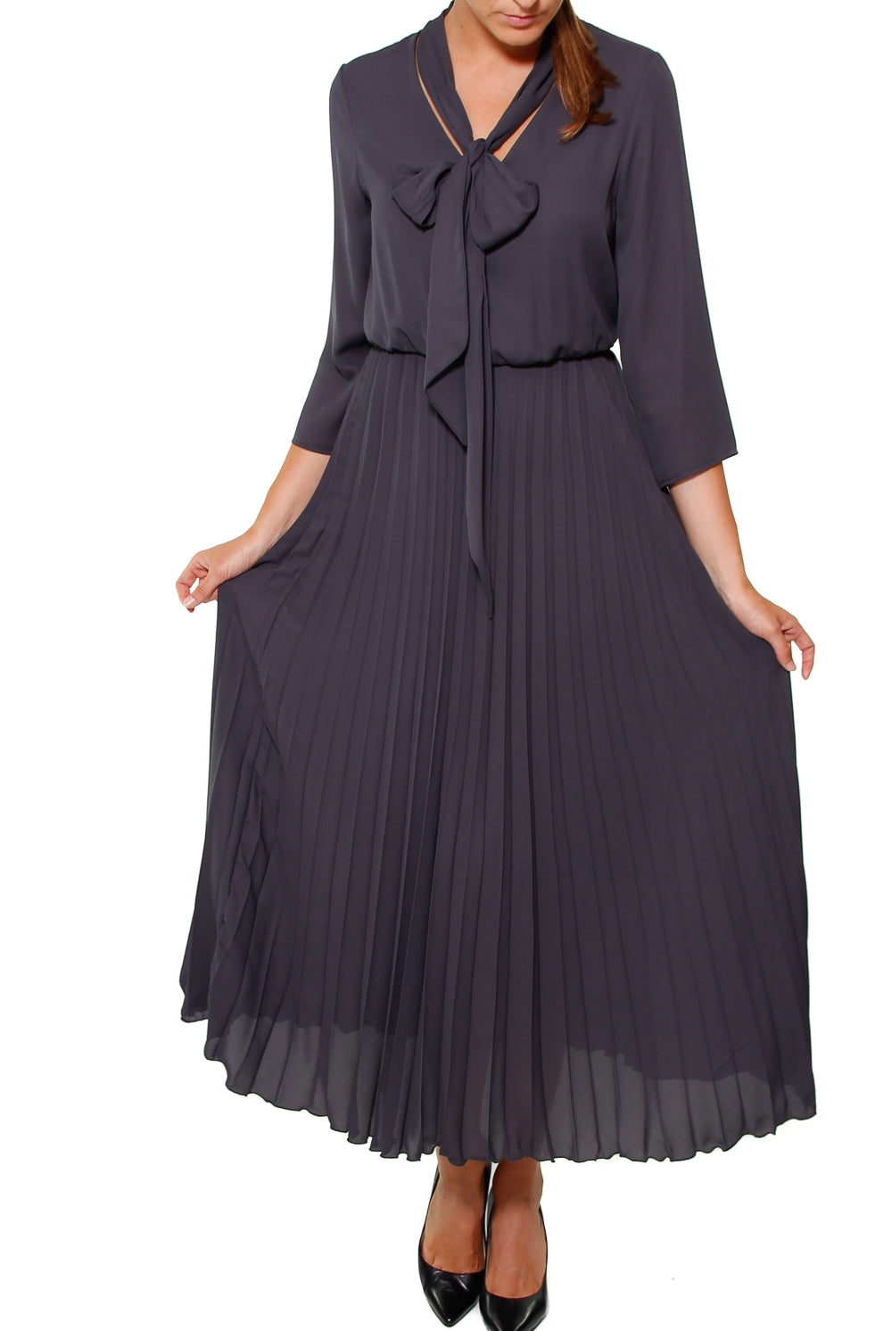 Kocca abito midi plisset scollo a v con fiocco grigio