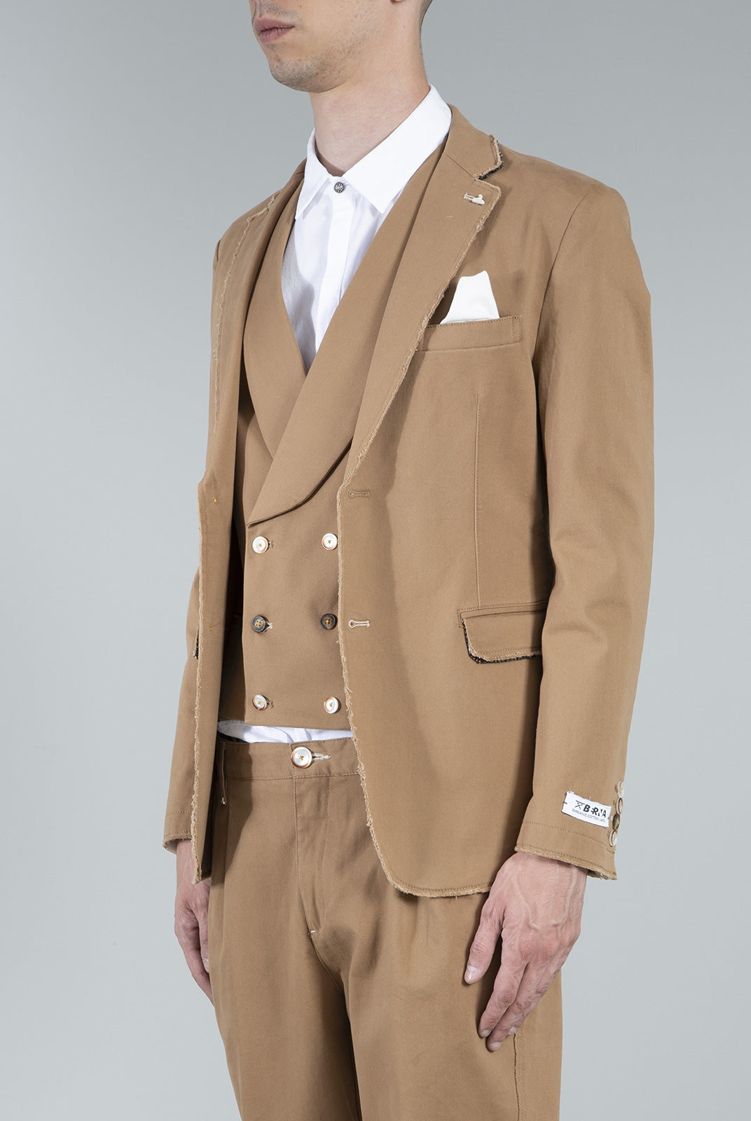 Berna giacca blazer in cotone con bordi sfrangiati cammello