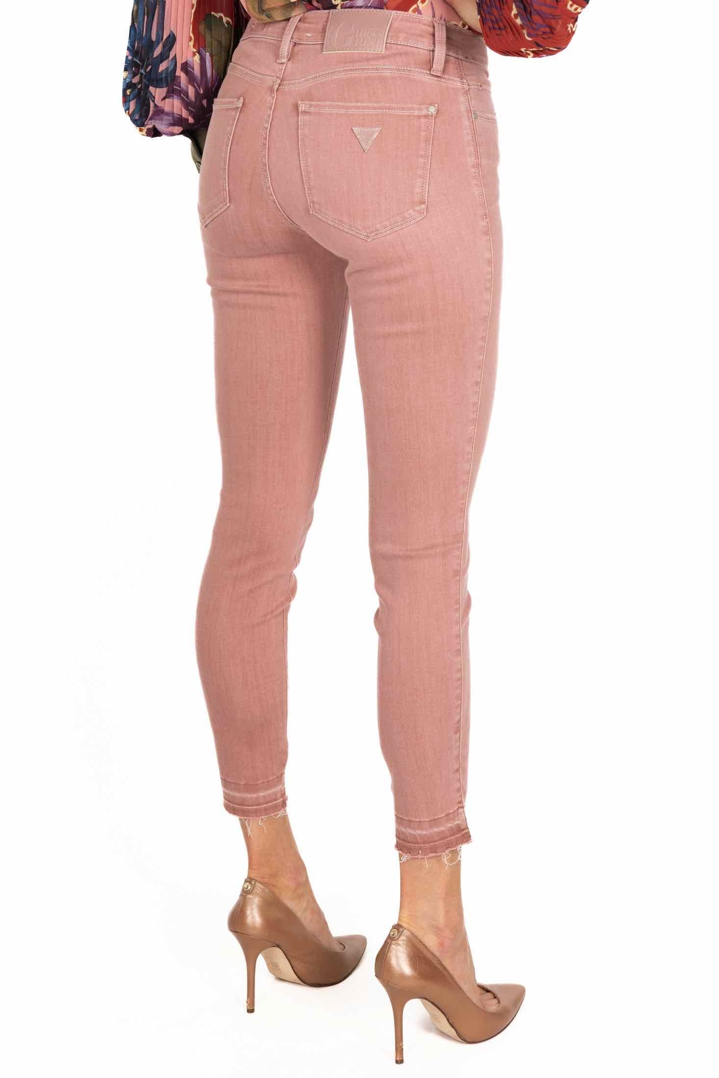 Guess Donna jeans skinny con orlo sfrangiato rosa
