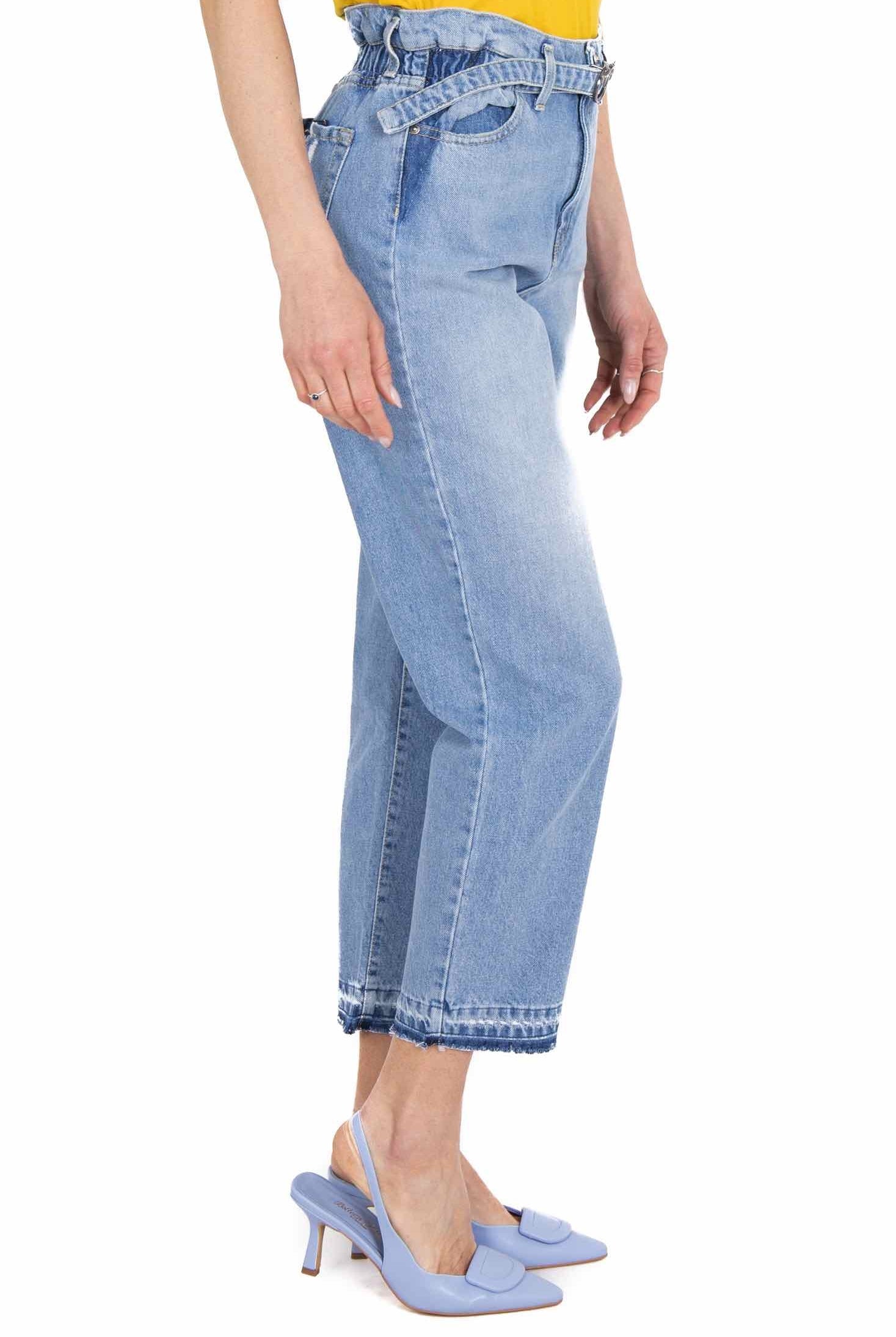 Pinko jeans vita alta mom fit con cinturina azzurro