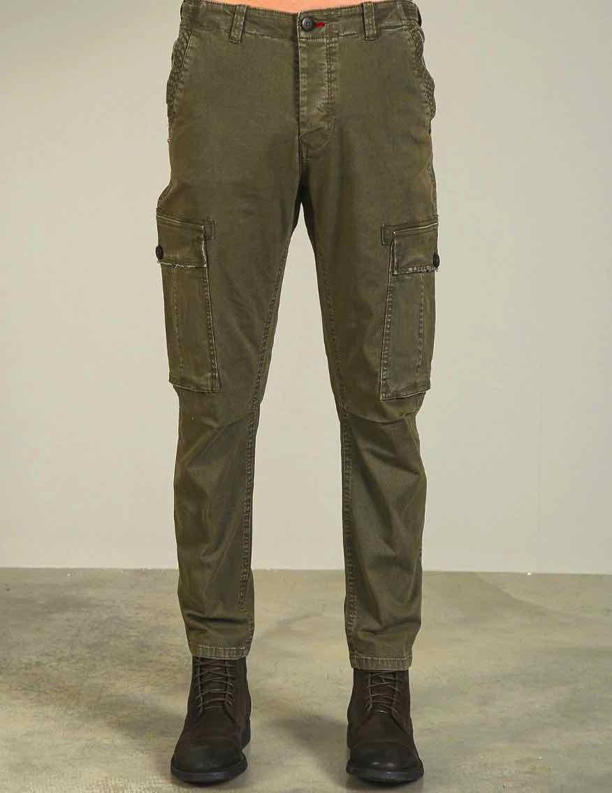 Berna pantalone cargo in cotone vintage verde