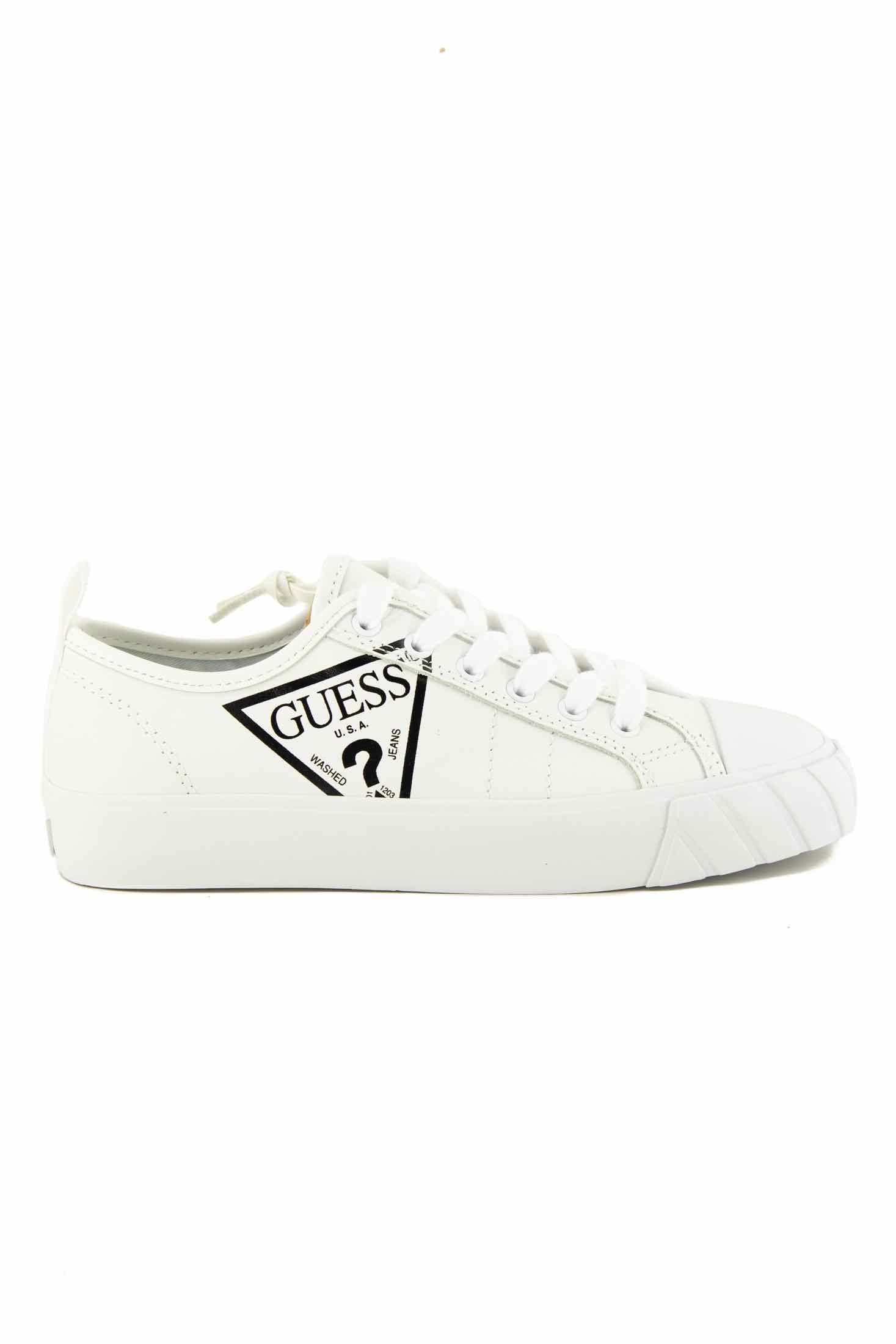 Guess Scarpe sneakers donna con triangolo logo bianco