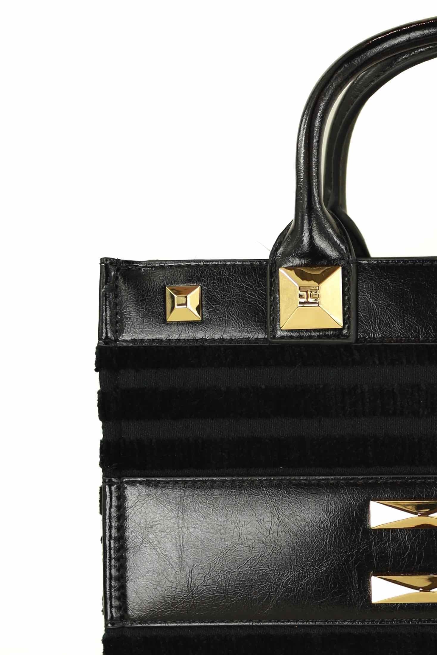 Elisabetta Franchi borsa shopper a mano in ciniglia con placca logo nero
