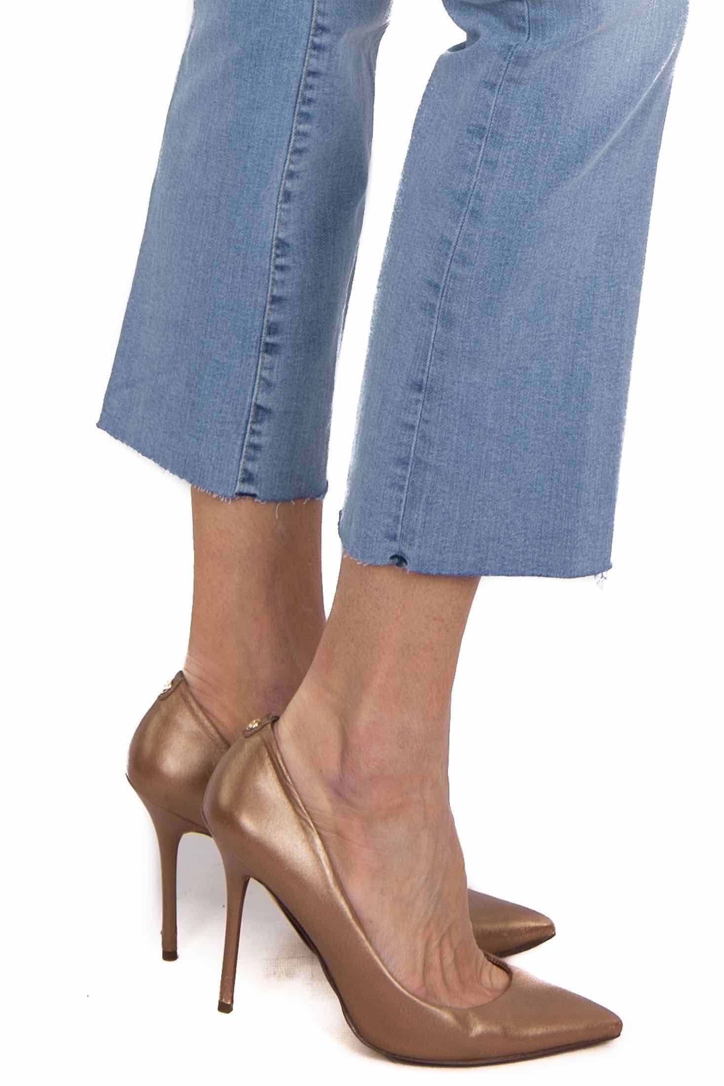 Blu Denim jeans flared cropped con bottoni a vista azzurro